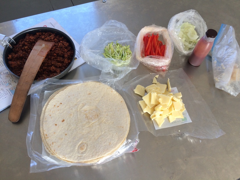 Sojafärs-tacos med tillbehör